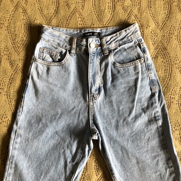 NEW Mom Fit Jeans - Picture 7 of 10